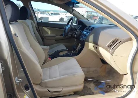 2004 Honda Accord z USA, uszkodzony, nr VIN 1H8EM66304A076504